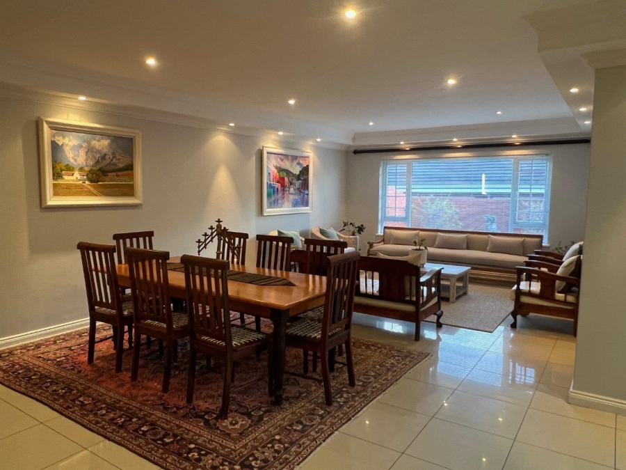 To Let 4 Bedroom Property for Rent in Walmer Eastern Cape